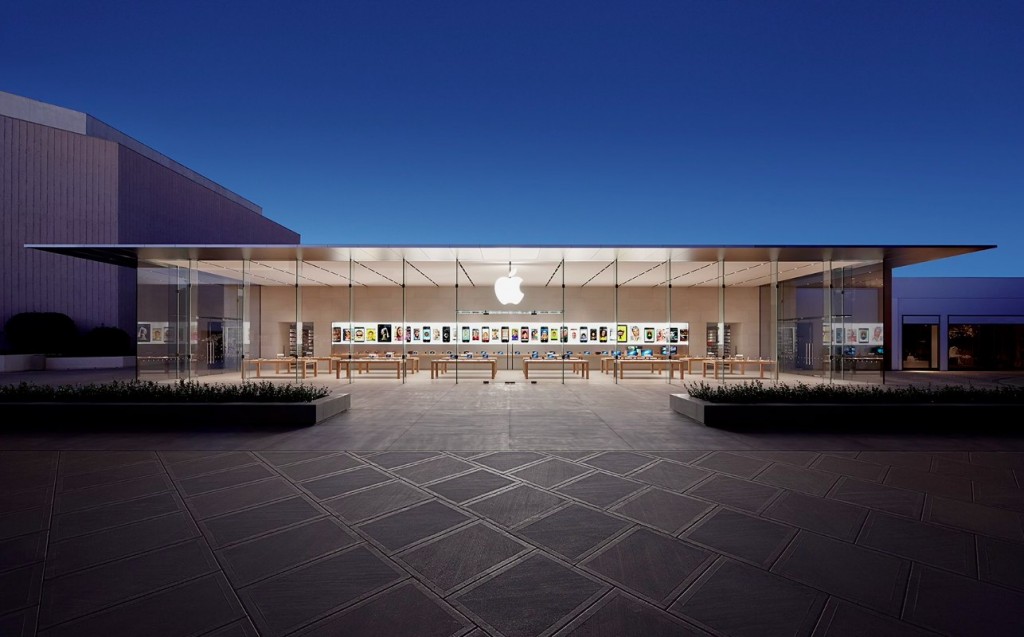 Apple-Store-Stanford-2-North-California-exterior-001