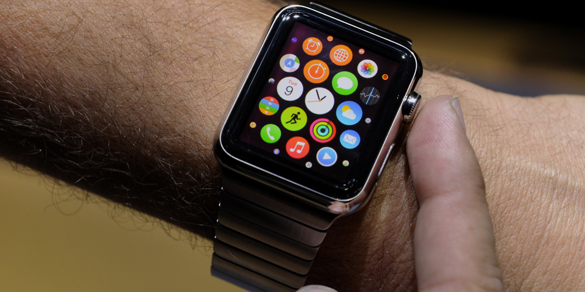 L’Apple Watch pointe le bout de son cadran